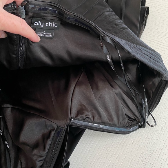 ‼️SALE‼️ City Chic - ‘Dress Couture’ - Picture 8 of 9